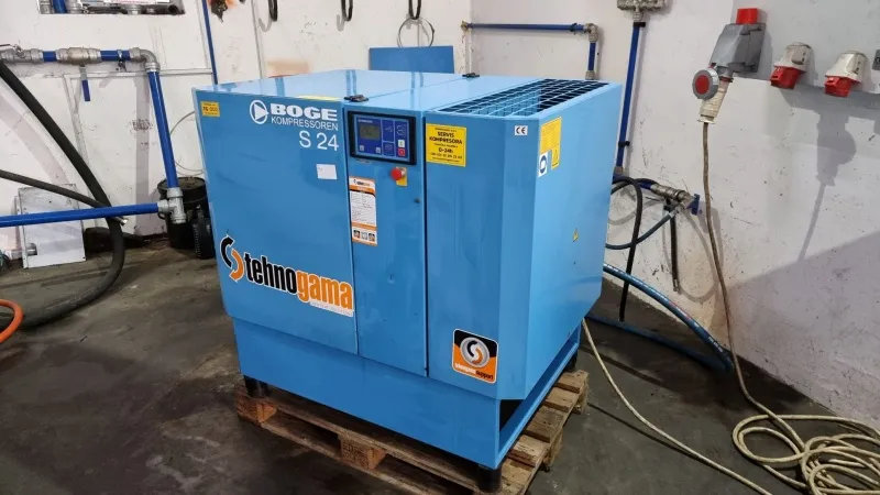 Polovan vijčani kompresor BOGE Kompressoren S24 (TG0122) (11111010125)