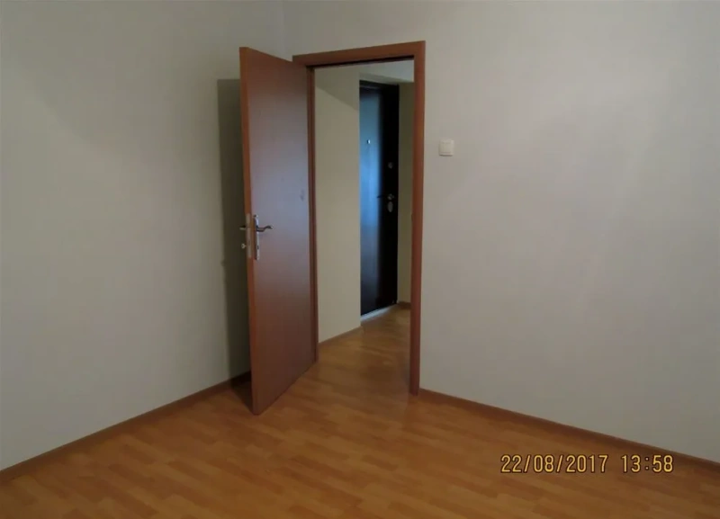 Postavljanje laminata