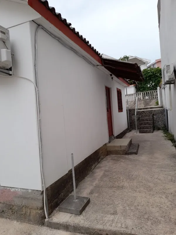Prodajem vikendicu 36m2 POVOLJNO