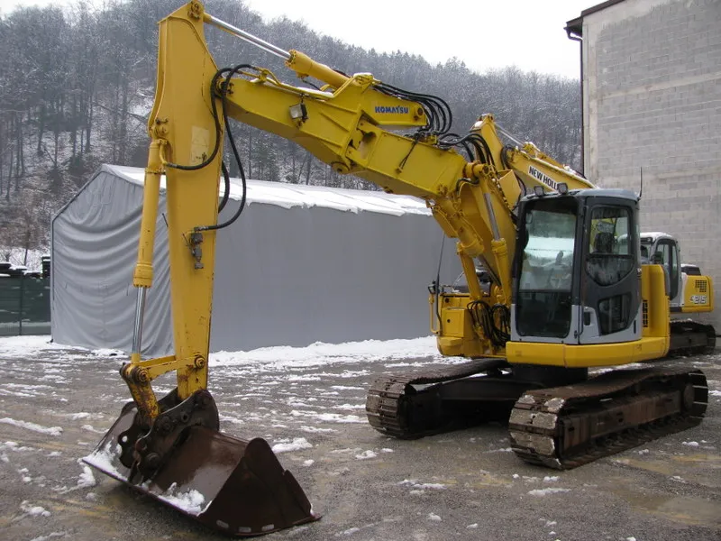Komatsu PC138US sa 3 kašike