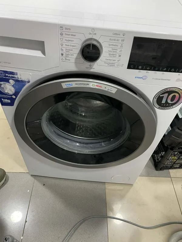 Ves masina Beko 9kg (pere)