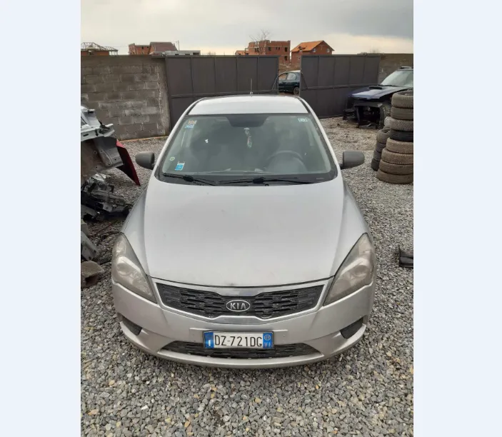 Kia Ceed novi i polovni delovi