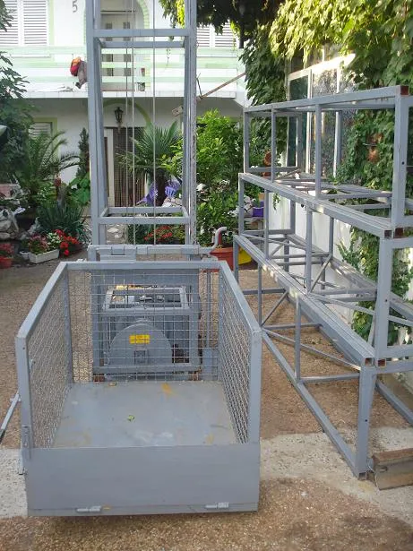 Gradjevinska dizalica- lift-platforma