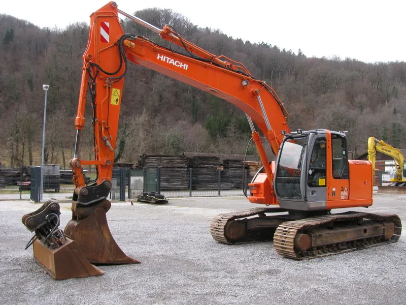 Bager gusjeničar HITACHI ZX225 TOP stanje