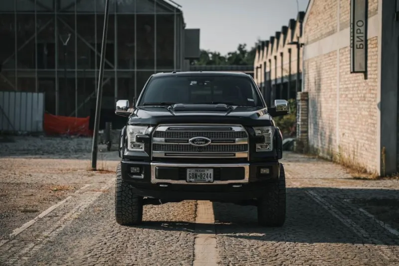 Ford F 150 PLATINUM 