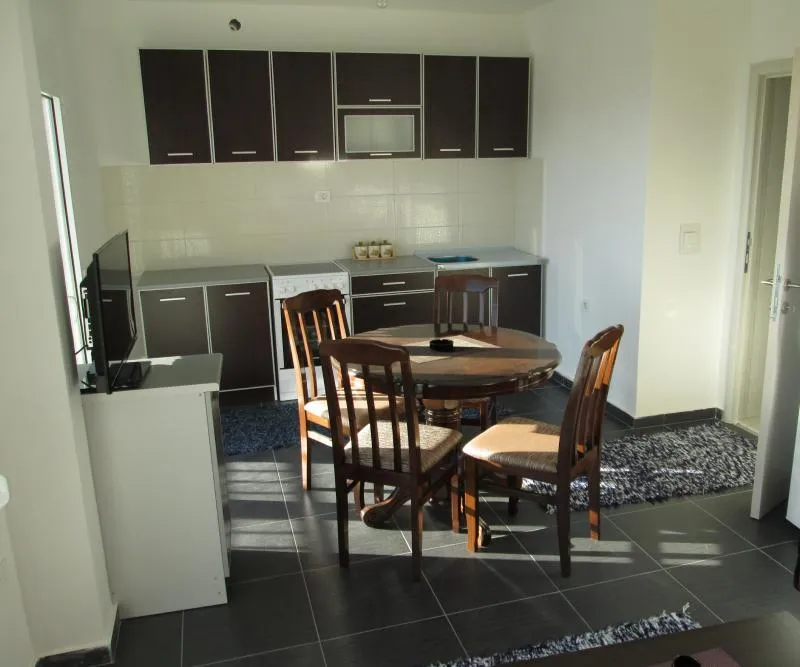 Luks apartman za 7 osoba sa pogledom na more