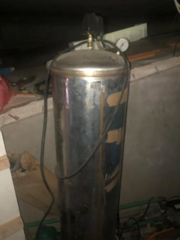 Hidrofor, pumpa i bacva od 3000L