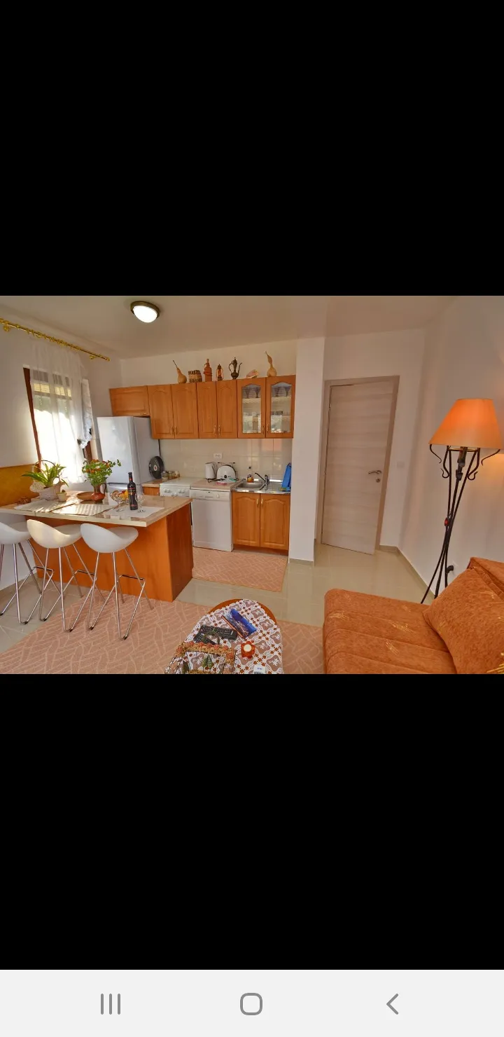Dvosoban apartman u Kotoru na duzi period