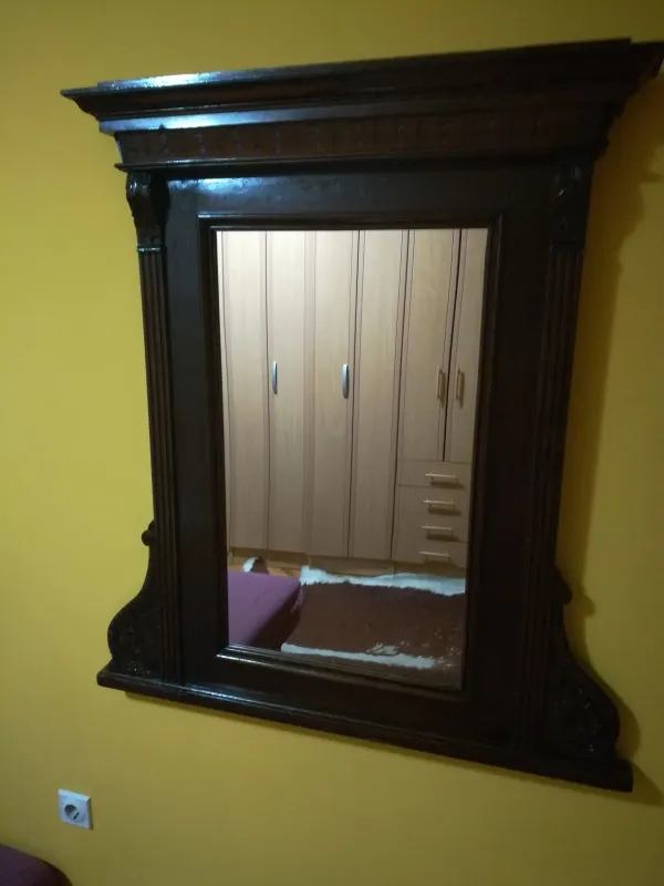 Staro ogledalo ručni rad 