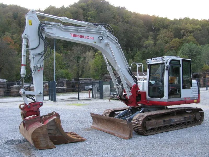 Bager gusjeničar Takeutchi TB1140 sa Powertillt 2 kašike