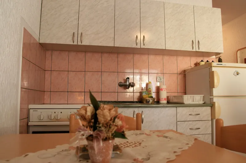 SUTOMORE RAJKA DELUX STUDIO