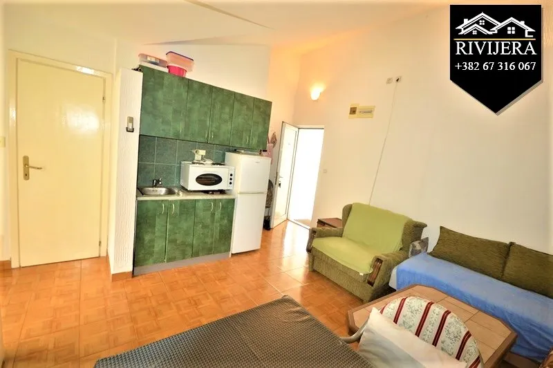 RIVIJERA Nekretnine Studio apartman Igalo centar