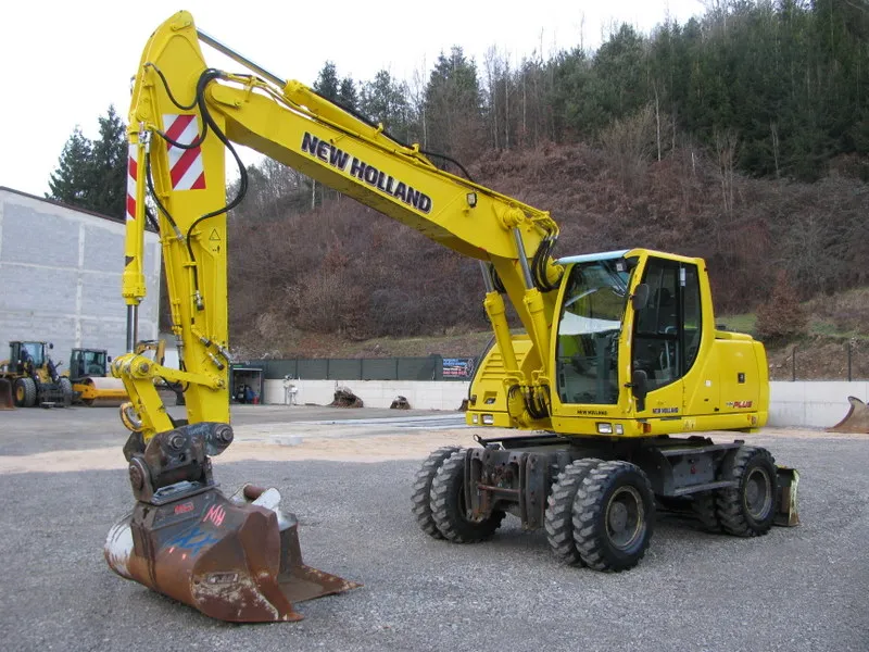 Bager točkaš NEW HOLLAND MH PLUS sa POWERTILLT 2 kašike