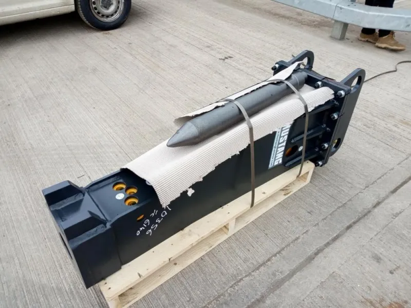 NOVI čekič MUSTANG HM1000 težina 700kg