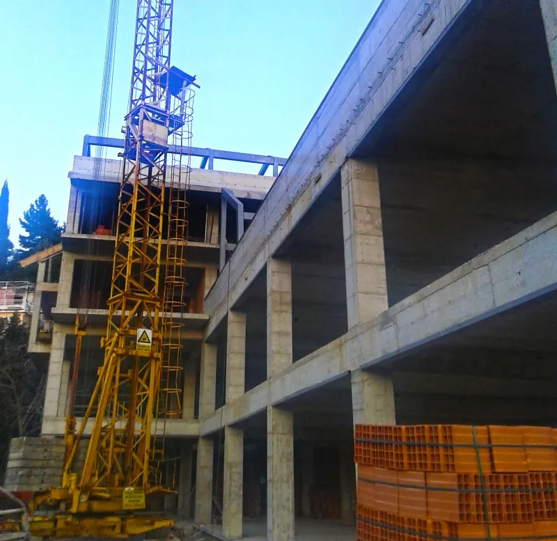 Iznajmljivanje krana Potain HD40A