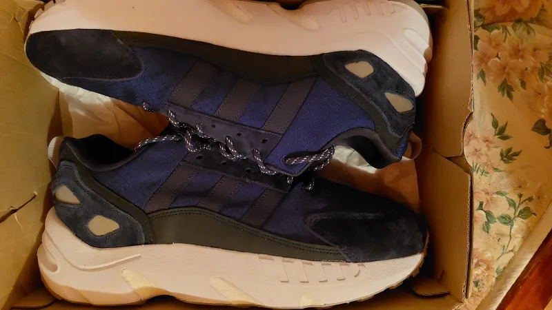 Patike  Adidas ZX 22