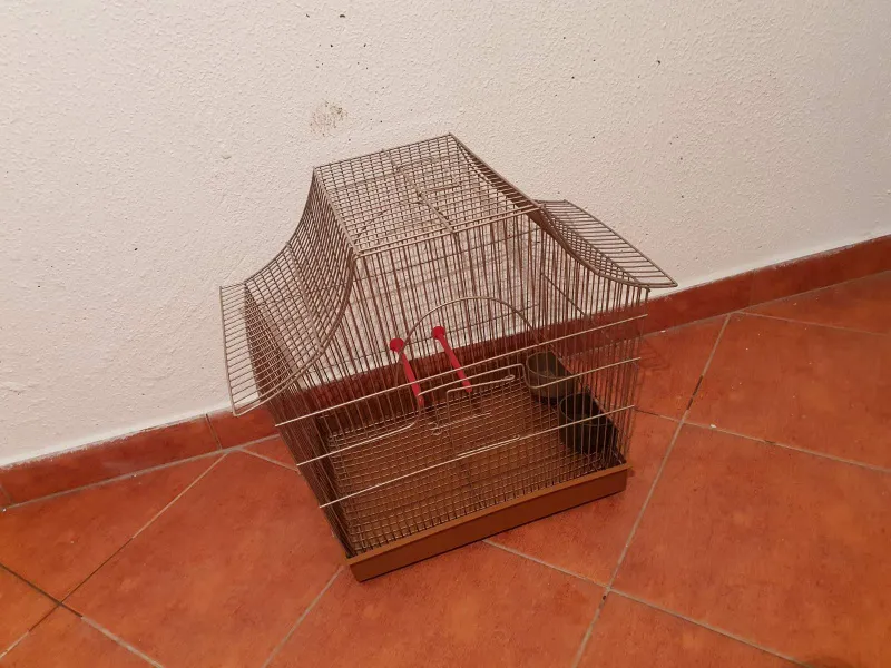 Prodajem kavez za ptice
