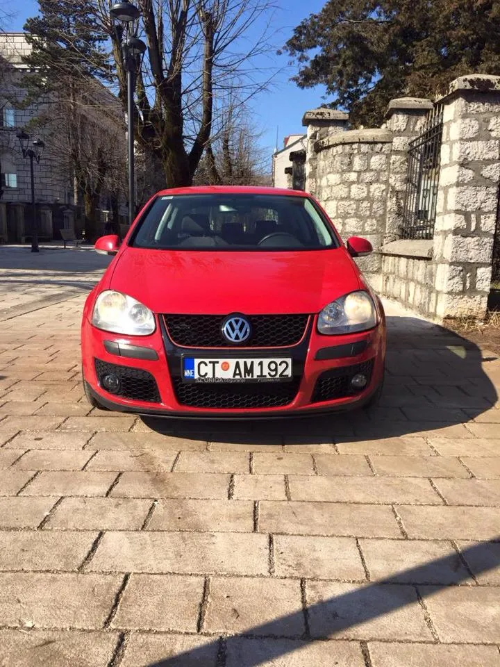VW Golf V
