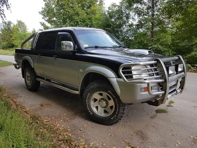 Mitsubishi L200, 2002g