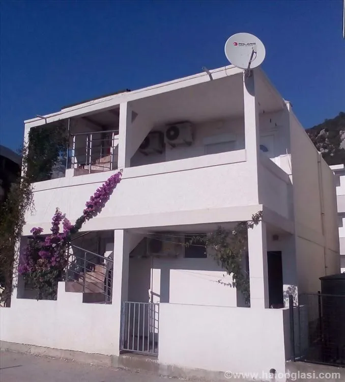 Crna Gora,Canj,apartmani