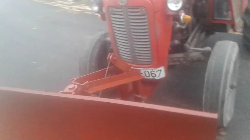 Grna, grn, ralica, grtač, nož za čišćenje snijega