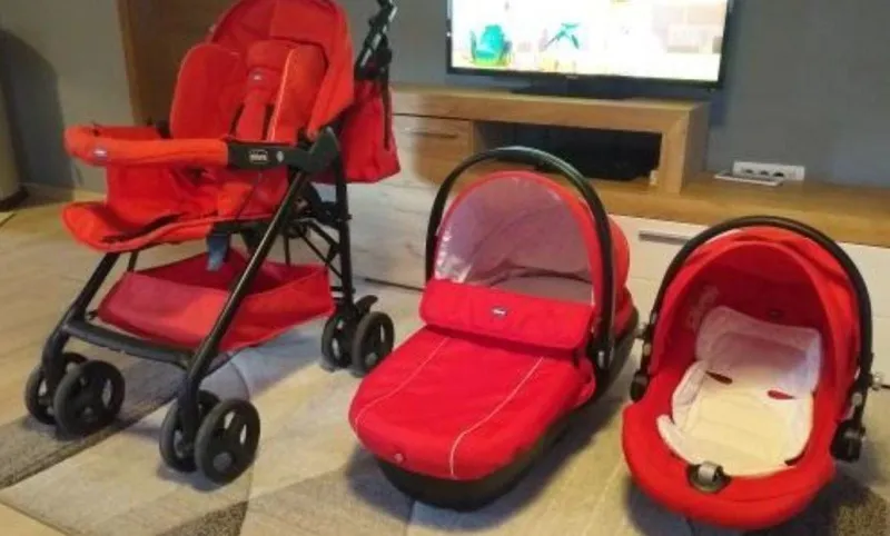 Crvena Chicco kolica 3 u 1