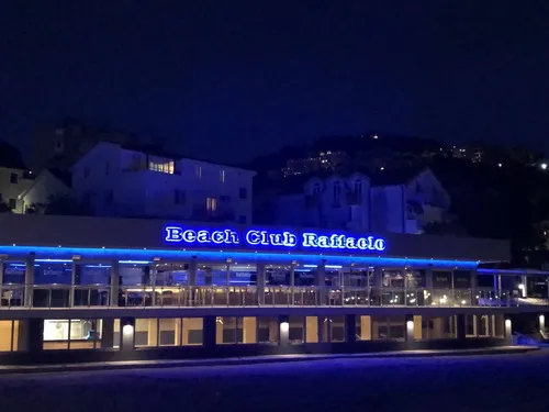 Potrebni konobari, šankeri i barmeni - Rafaello Herceg Novi