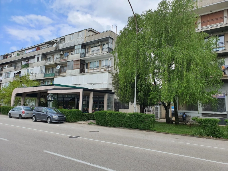 Izdavanje, Poslovni prostor, 95m2, Centar grada, Niksic