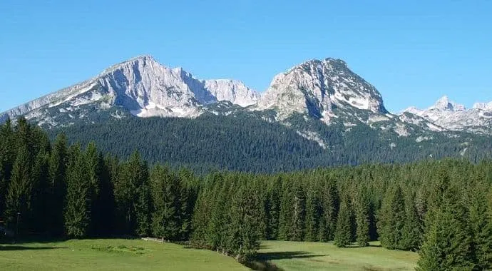 Land for sale/zemljište na prodaju