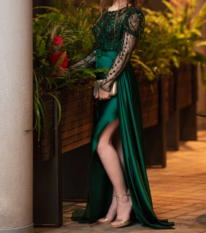 Prodajem novu, elegantnu haljinu