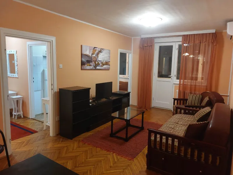 Izdajem stan kod hotela Srbije