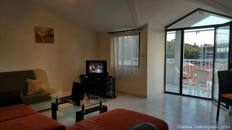 Crna Gora,Petrovac,apartmani,centar,terase