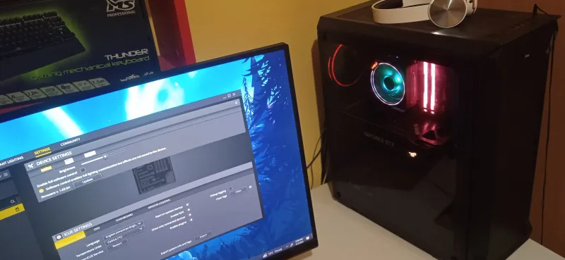 Prodajem racunar sa monitorom